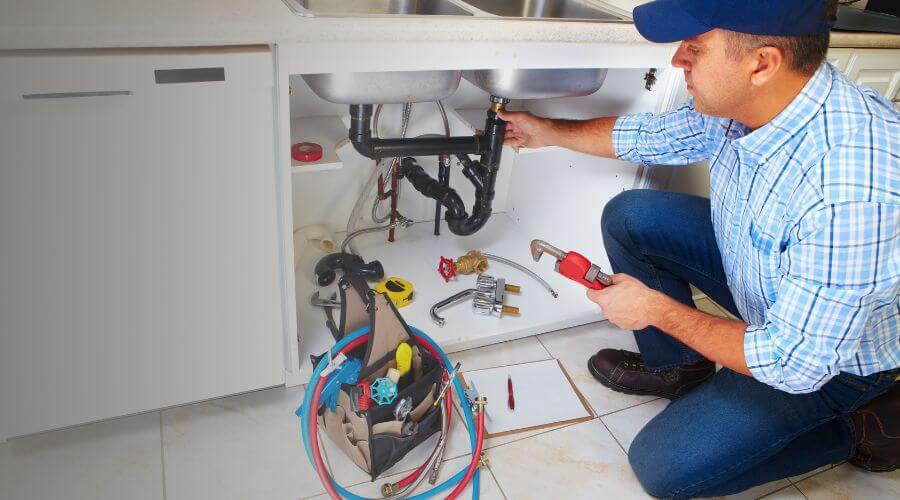 Professional Tankless Water Heater Installation in Earth, TX
